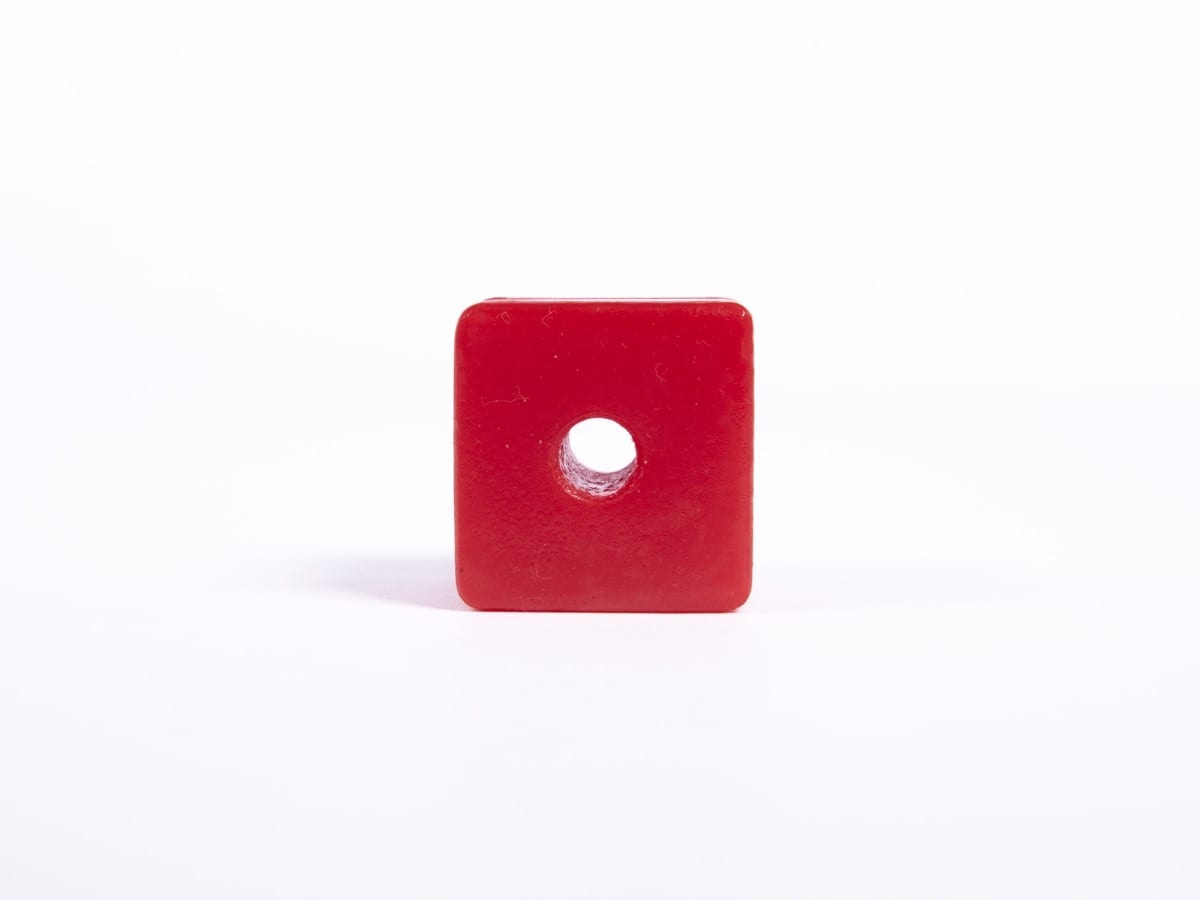 Giant-Stripe-Beads-Grid-Red-Cube-Top Giant Textured Beads striped red cube top